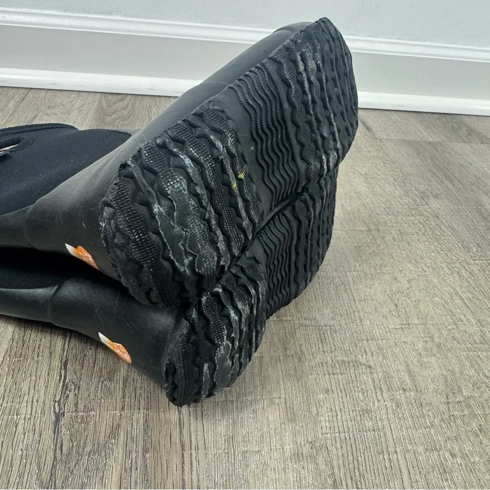 Bogs Durham Solid Winter Boots Kids Size 1 Black Neoprene Waterproof Pull On